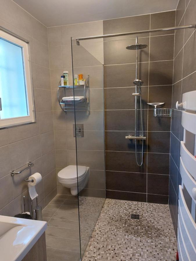 Gite Des Reguinelles Saint-Lattier Dış mekan fotoğraf